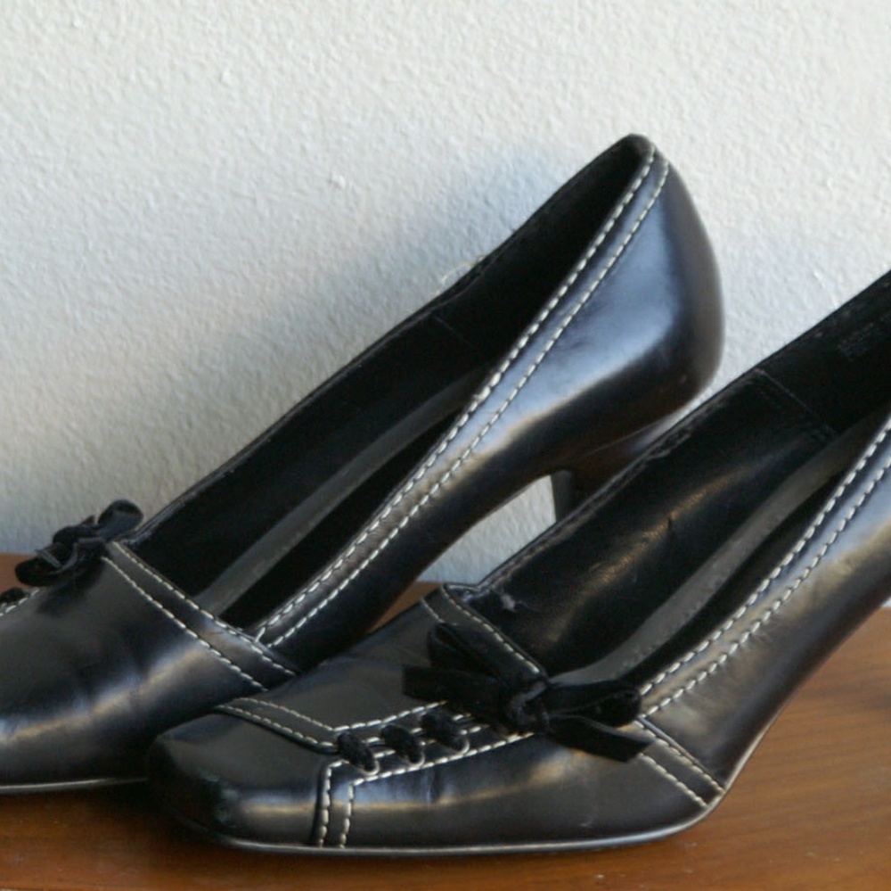 Shoes - Picture 8 of 8